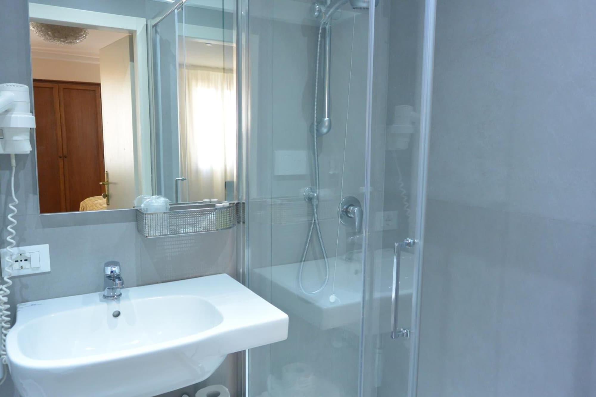 Hotel San Zulian Венеция Экстерьер фото