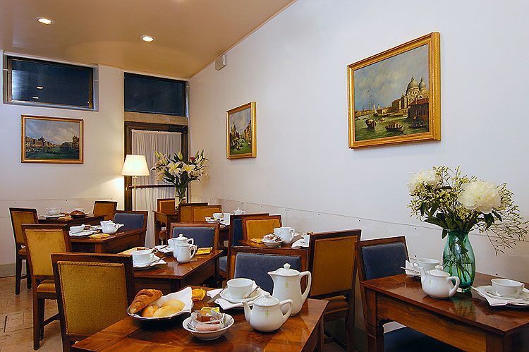 Hotel San Zulian Венеция Экстерьер фото