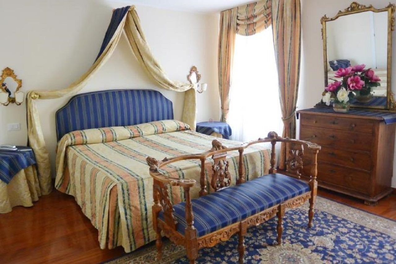 Hotel San Zulian Венеция Экстерьер фото